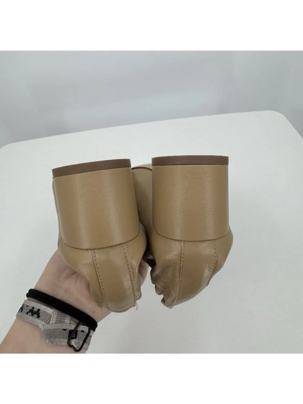 Everlane Italian Leather Day Heel Light Taupe 8 Women's Elastic Back Comfort